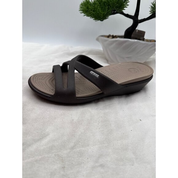 Crocs Size 10 Womens Brown & Beige Slip-On Wedge Sandals Criss-Cross Straps - Picture 7 of 8